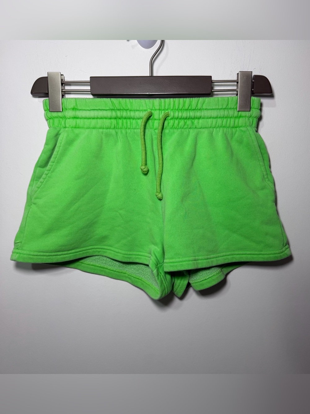TNA Aritzia Neon Lime Green Fleece Sweat micro Shorts Size S Y2K Sporty Casual